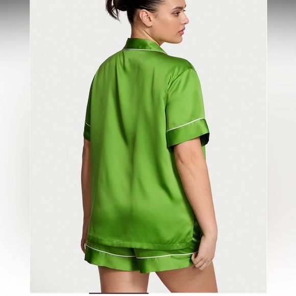 Victoria's Secret Green Satin Pajama with Logo - Picture 5 of 5
